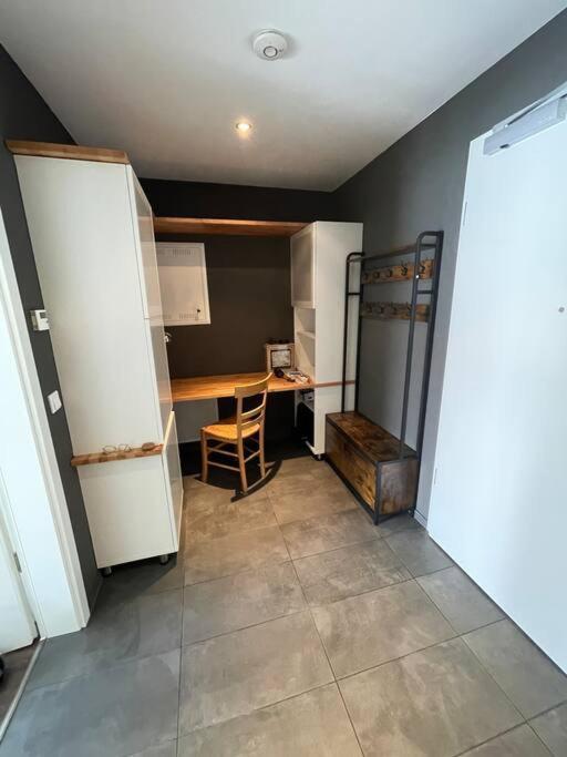-bhf 5 Min - Naehe Messe Apartment