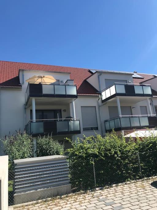 Apartment -bhf 5 Min - Naehe Messe
